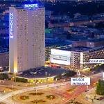 Glam Center דירה ורשה