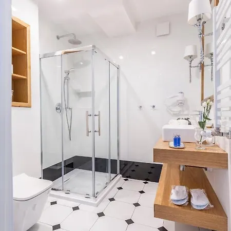 Glam Center * ורשה